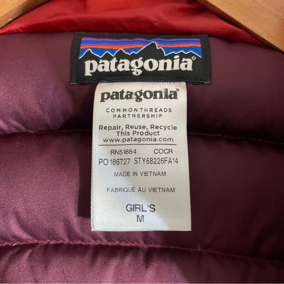 Patagonia Girls Down Puffer Vest- Red - Picture 4 of 4